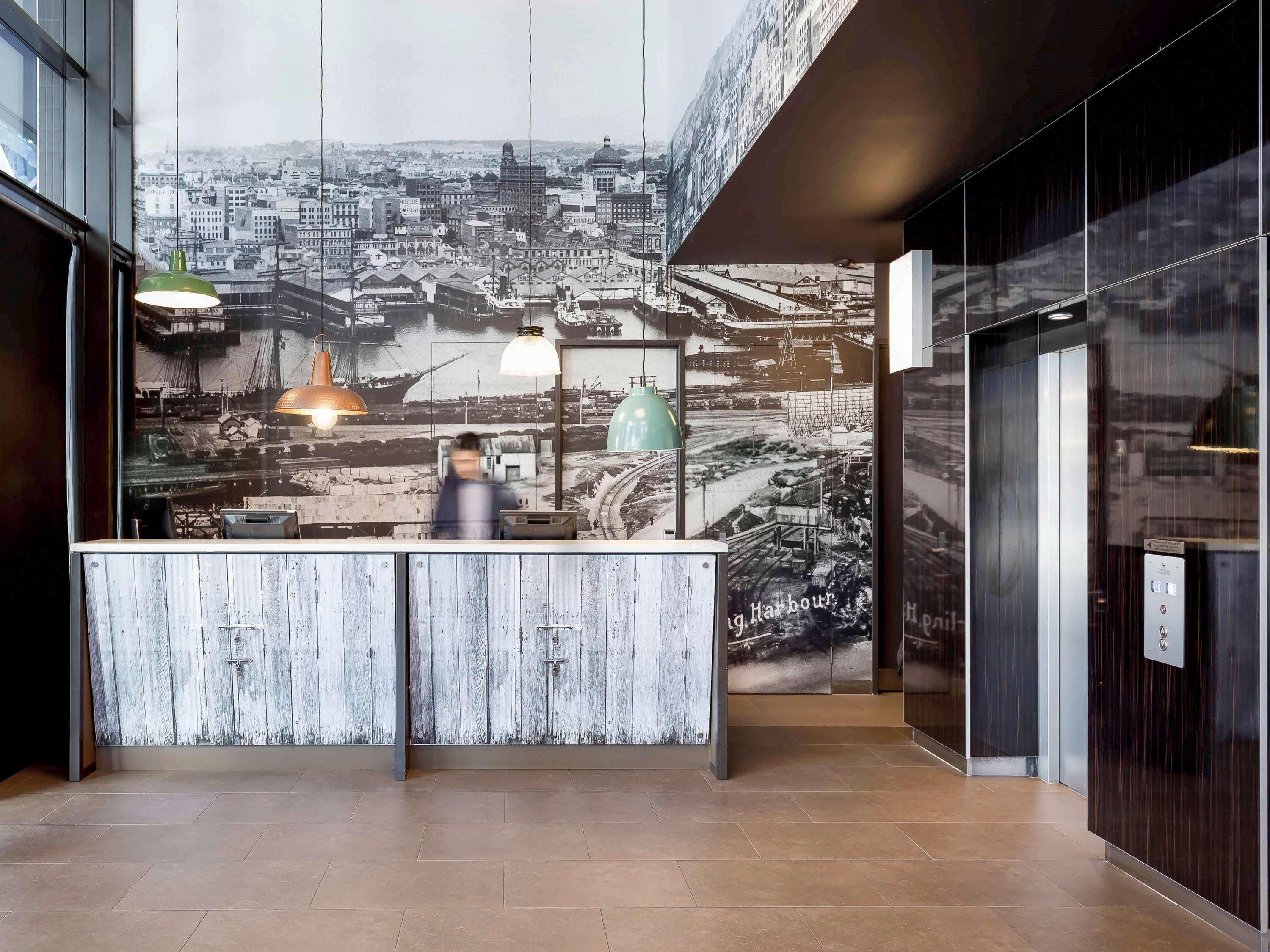 Hotel Ibis Sydney Barangaroo Exterior foto